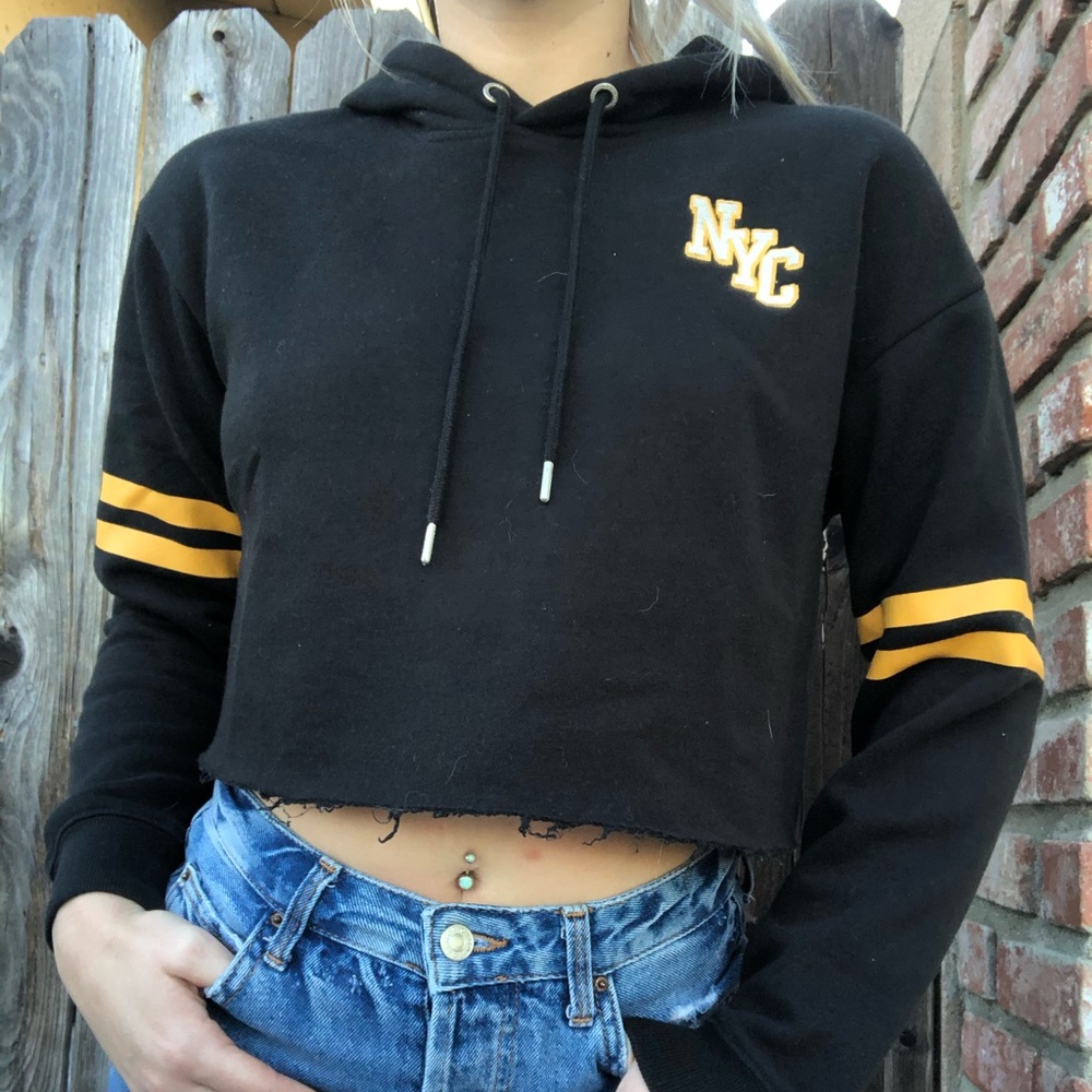Garage black with yellow stripes cropped sweatshirt new with out tags